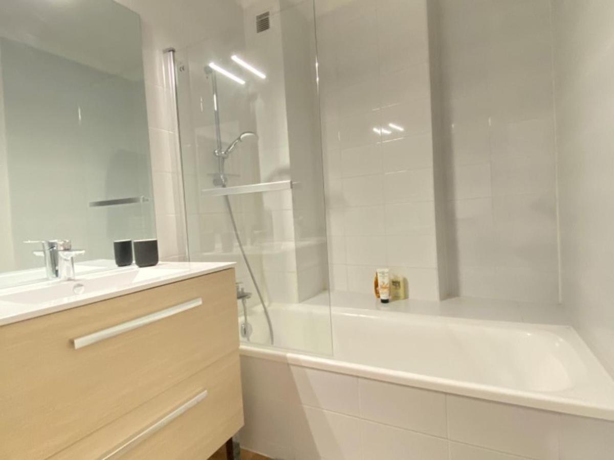 Charmant T3 Renove En Centre-Ville D'Annecy Avec Balcon, Ascenseur Et Parking Prive - Fr-1-432-83 Zewnętrze zdjęcie